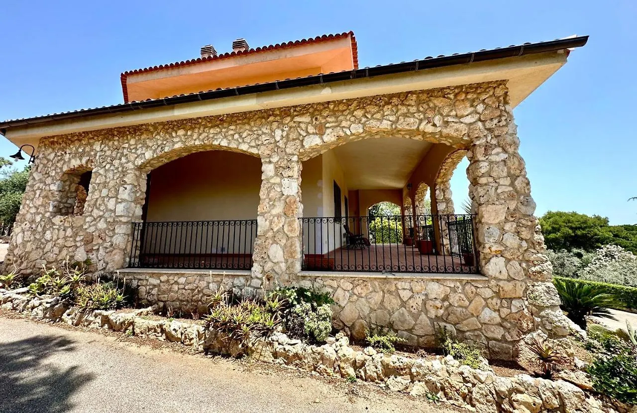 Villa Rina Avola
